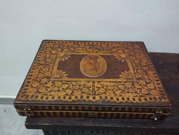 Ornement décoratif - Coffre à bijoux du XXe siècle