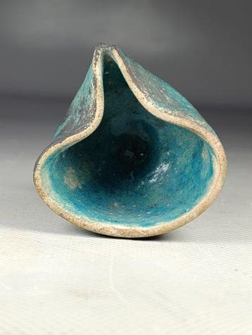 Terracotta met loodhoudend glazuur/alkalisch turkoois