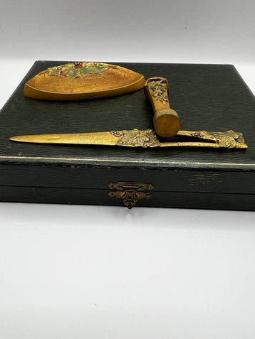 Figuur - M. BERTIN – Art Nouveau Desk Set – Bronze – c. 1910