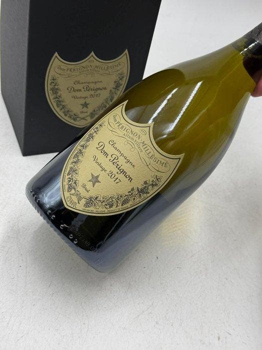 2017 Dom Pérignon - Champagne Brut - 1 Bouteille (0,75 l), Collections, Vins