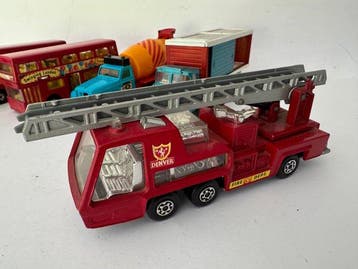 Matchbox 1:43 - Model vrachtwagen (5) - Super Kings - K-9