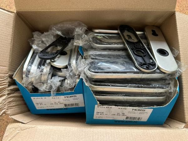 Veiling - 2x AMI KORTSCHILD 177/1 SLG72 & PC KLIK F2, Bricolage & Construction, Bricolage & Rénovation Autre