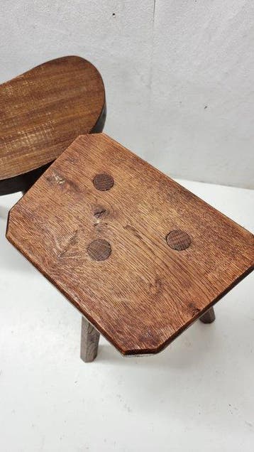 Kruk - Eik - Twee vintage krukjes