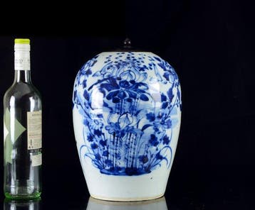 Een blauw-witte Flowers pot en deksel - Porselein - China