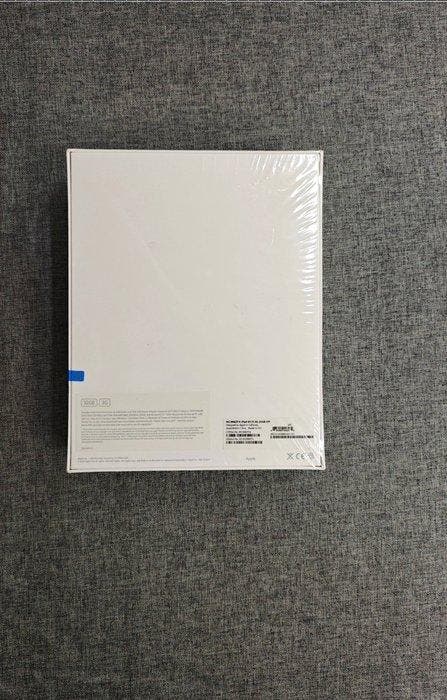Apple iPad (1st generation) Brand New 32 3G Never Activated, Games en Spelcomputers, Spelcomputers | Overige Accessoires