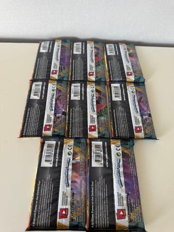 Pokémon - 8 Booster pack - Sword & Shield - Darkness Ablaze
