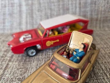 Corgi 1:43 - Modelauto (2) - Corgi Toys - Two Corgi Toys TV