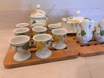 Villeroy & Boch - Ontbijtservies (12) - Geranium - vitro, Antiek en Kunst
