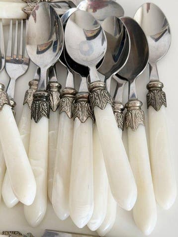 Bestekset (34) - Jugendstil-bestek - Verzilverd, parelmoer, Antiquités & Art