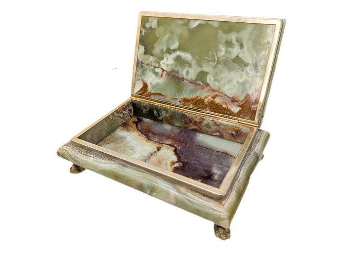 Belle et grande boîte à bijoux en marbre donyx vert, pieds, Antiek en Kunst, Curiosa en Brocante