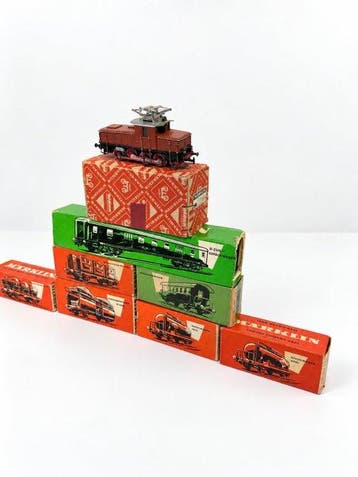 Märklin H0 - 3002/16 - Modeltrein locomotief (8) - Bruine, Nieuw