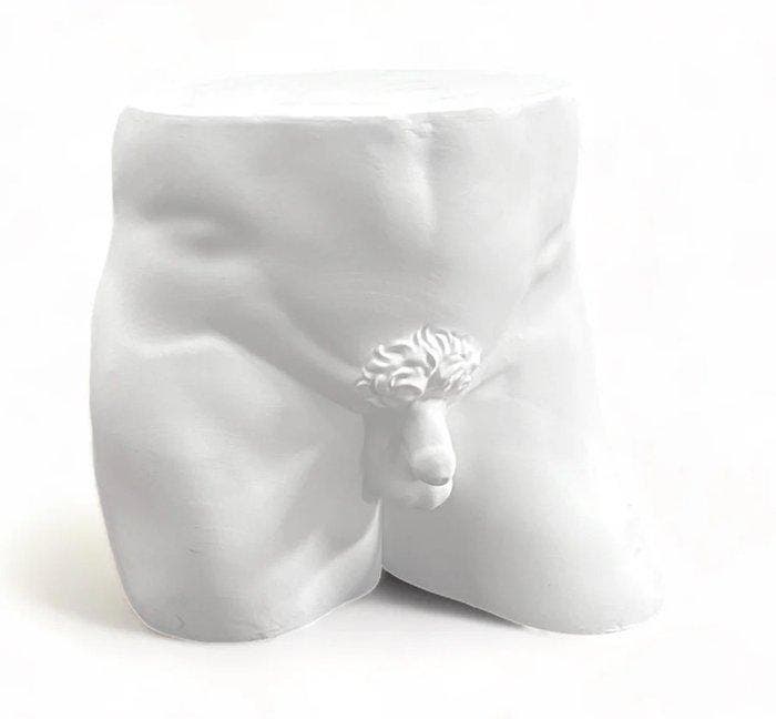 Seletti - Uto Balmoral - Kruk - Een stukje van mij - Him -, Antiek en Kunst, Kunst | Designobjecten