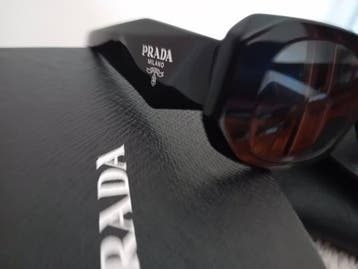 Prada - Lunettes de soleil