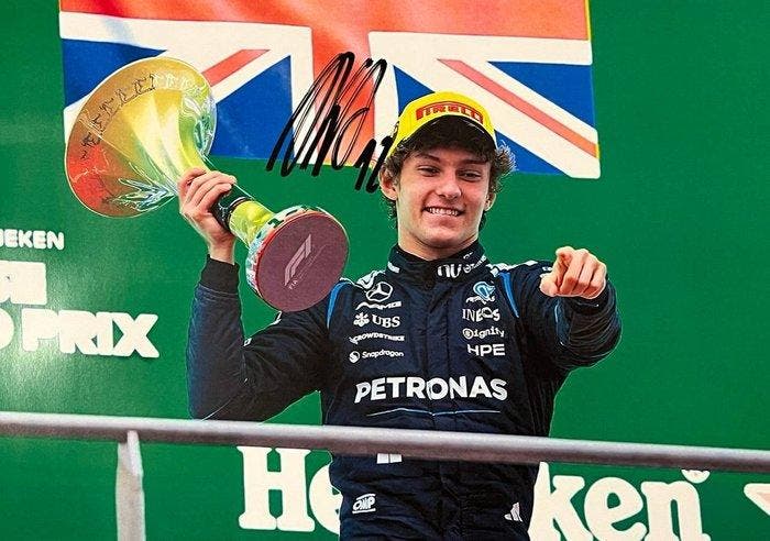 Mercedes - 2026 Chinese GP - Winner - Signed - Andrea Kimi, Verzamelen, Automerken, Motoren en Formule 1