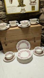 Wedgwood - Theeservies (25) - Aardewerk