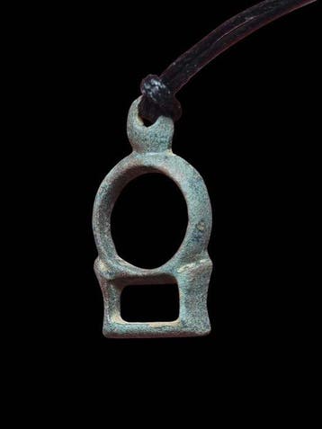 Celtique Bronze, Talisman de forme éblouissante et rare