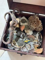 Monde. Collection of coins and banknotes and more (Sans prix