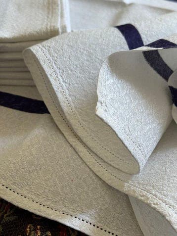Linge de maison ancien. 10 Superbes torchons de cuisine