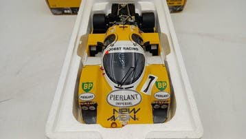 Minichamps 1:18 - Modelauto - Porsche 956L Newman Pescarolo