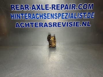 Opel Rekord E, Senator A, Ascona B deurslot rechtsachter., Verzenden