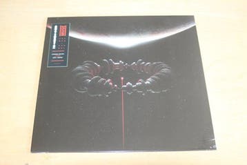 Muse - The Wow! Signal (Opaque Red Vinyl) + Guitar Pick +, Nieuw in verpakking