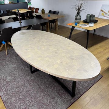bert plantagie Eettafel Eris Ovaal - Ongebruikt, Verzenden, Zo goed als nieuw, Eikenhout, 200 cm of meer