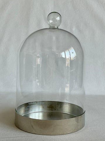 Stolp - Glazen Stolp met metalen schoteltje - ca 2000, Antiek en Kunst