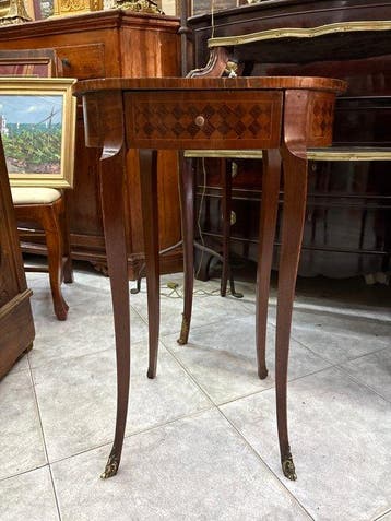 Table dappoint - Noyer