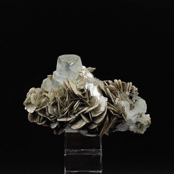 RARE ACQUAMARINE BLEUE avec MUSCOVITE, ESTHÉTIQUE Cristaux