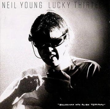Neil Young - Lucky Thirteen, Verzenden