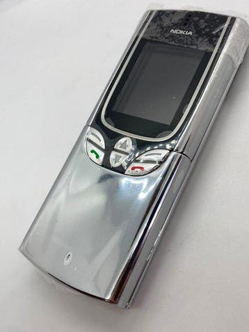 Nokia 8850 CHROME SILVER edition - Mobiele telefoon (1) - In