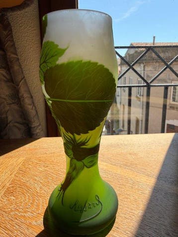 Loetz - Richard - Vase - Pâte de verre dégagée à l’acide -, Antiquités & Art