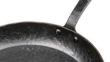 Hand Forged and Hammered Carbon Steel ø 28cm Pan - Pan -