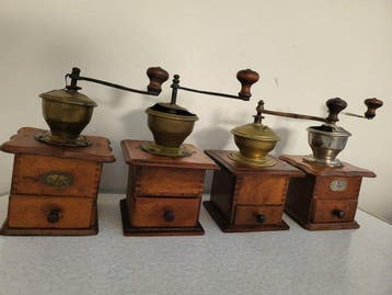 Koffiemolen (4) - hout koper