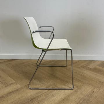 Arper Catifa 46 designstoel, wit - groen, Maison & Meubles