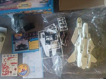 GiG - Action figure F-14 Tomcat Flying Fighters - 1990-2000