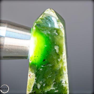 Zeer zeldzame natuurlijke jade-nephriet Crystal-Obelisk,