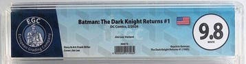 Batman: The Dark Knight Returns #1 #1 - EGC 9.8 - 1 Graded