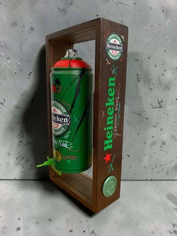 WASE - Beeldje - AÉROSOL SPRAY CUSTOM HEINEKEN - Metaal