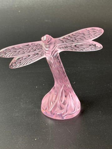 Lalique - Figurine - libellule rose - Cristal, Antiek en Kunst