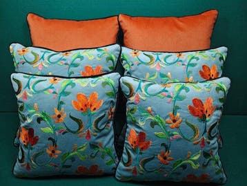 Kussenset met “Tulips” stof van Manufatti Toscani, vulling