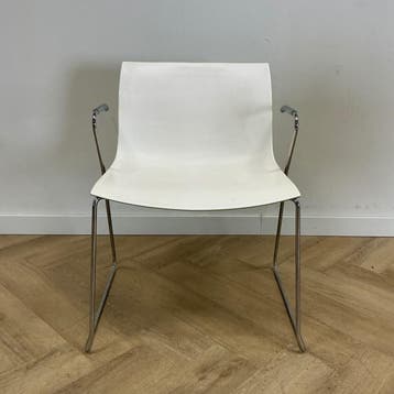 Arper Catifa 46 designstoel, wit - groen, Maison & Meubles