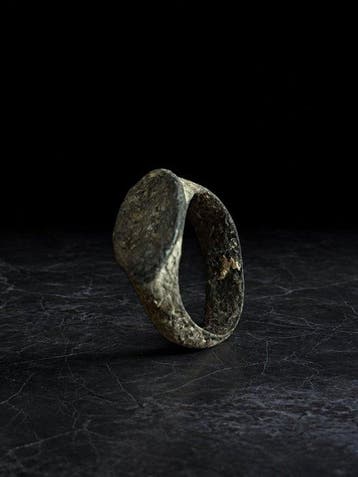 Oud-Romeins, Keizerrijk Brons Ring met ovale zetting, 2e tot, Antiek en Kunst