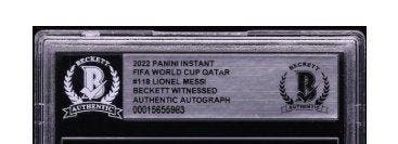 2022 Panini Instant World Cup Lionel Messi #118 HAND SIGNED, Collections, Autocollants