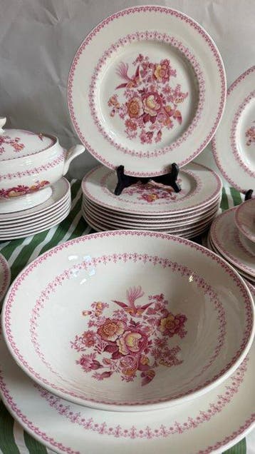 Royal Doulton - Eetservies (48) - Modele  PHOENIX - Fijn, Antiek en Kunst