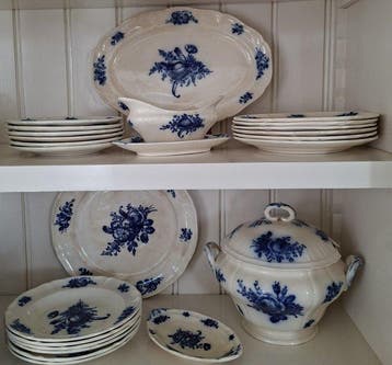Villeroy & Boch - Service de table (23) - Model Rose Bleue -