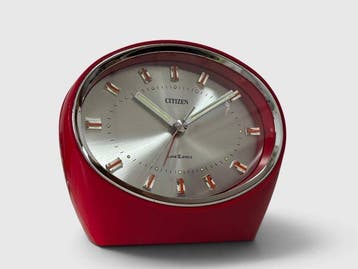 Bureauklok - Citizen  No. 51102 – Space Age Plastic,