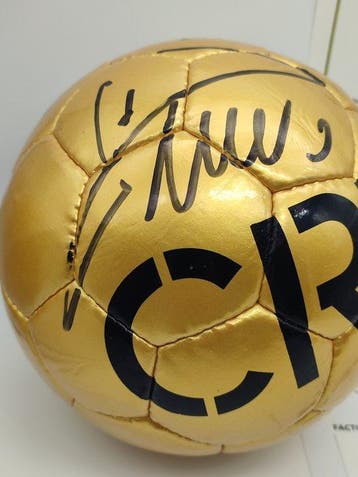 Cristiano Ronaldo - Sans prix de réserve, Ballon dOr signé, Nieuw