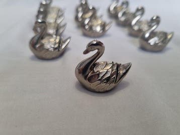 Porte couteau (12) - porte-noms cygnes - Métal