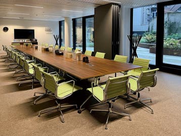 Kantoorruimte voor 10 in Signature City Centre, Verzenden